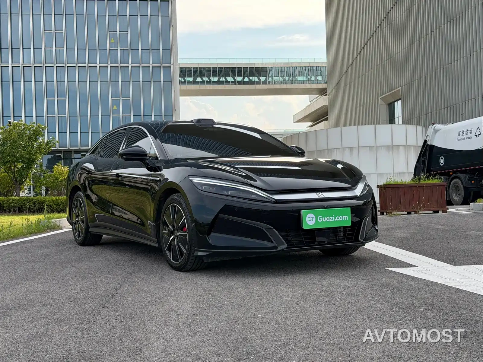 BYD Han L 2025 Model DM-i 200KM LiDAR Premium — фото 3