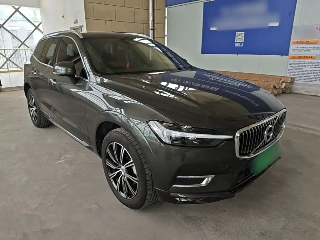 Volvo XC60 2021 T5 AWD Inscription — фото 4