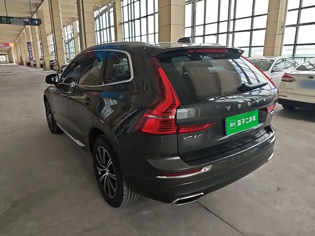 Volvo XC60 2021 T5 AWD Inscription — фото 5