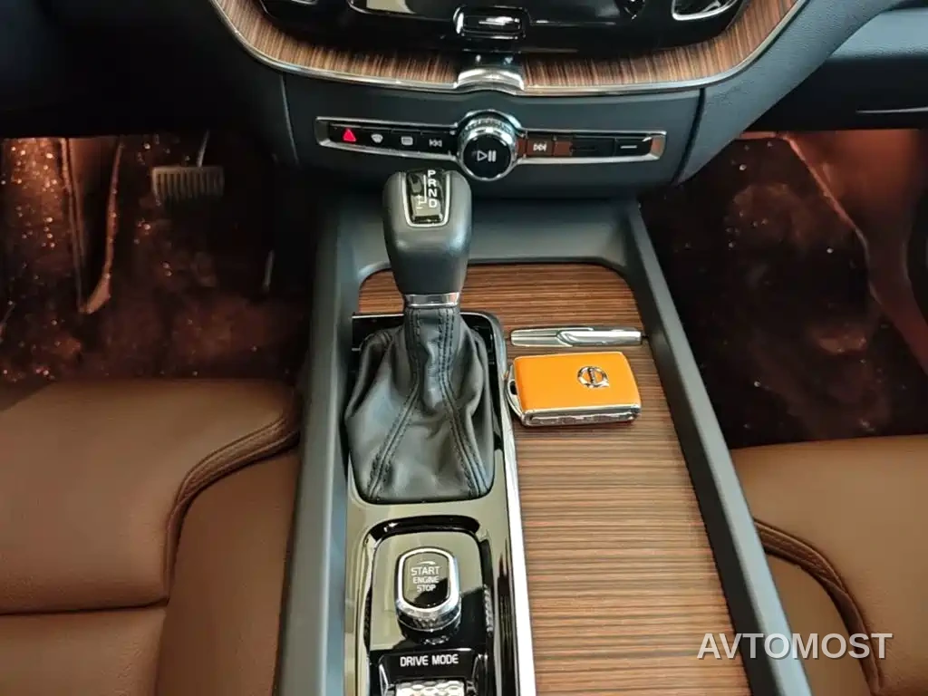 Volvo XC60 2021 T5 AWD Inscription — фото 14