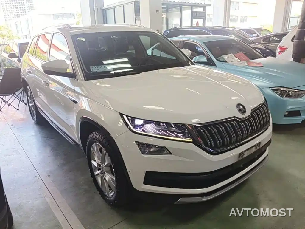Škoda Kodiaq 2019 Facelift TSI330 5-Seater 2WD Luxury Premium Edition China VI — фото 4