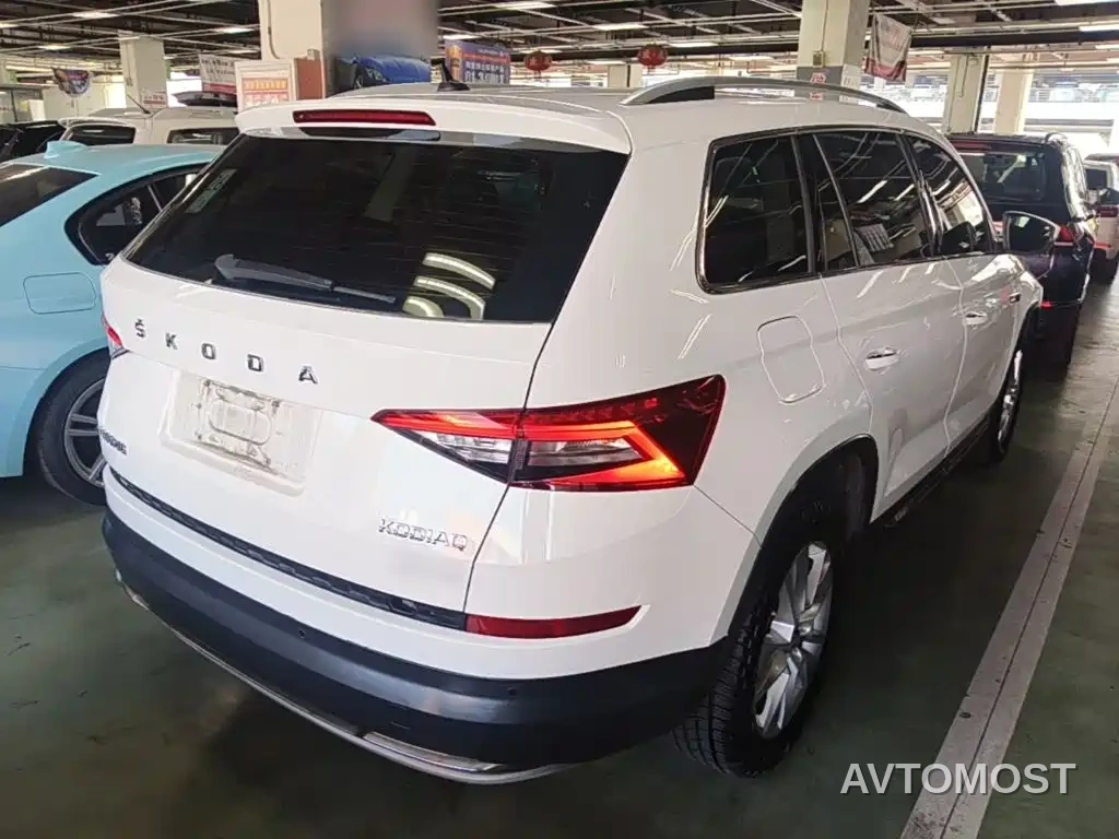 Škoda Kodiaq 2019 Facelift TSI330 5-Seater 2WD Luxury Premium Edition China VI — фото 7