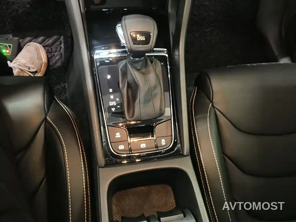 Škoda Kodiaq 2019 Facelift TSI330 5-Seater 2WD Luxury Premium Edition China VI — фото 14