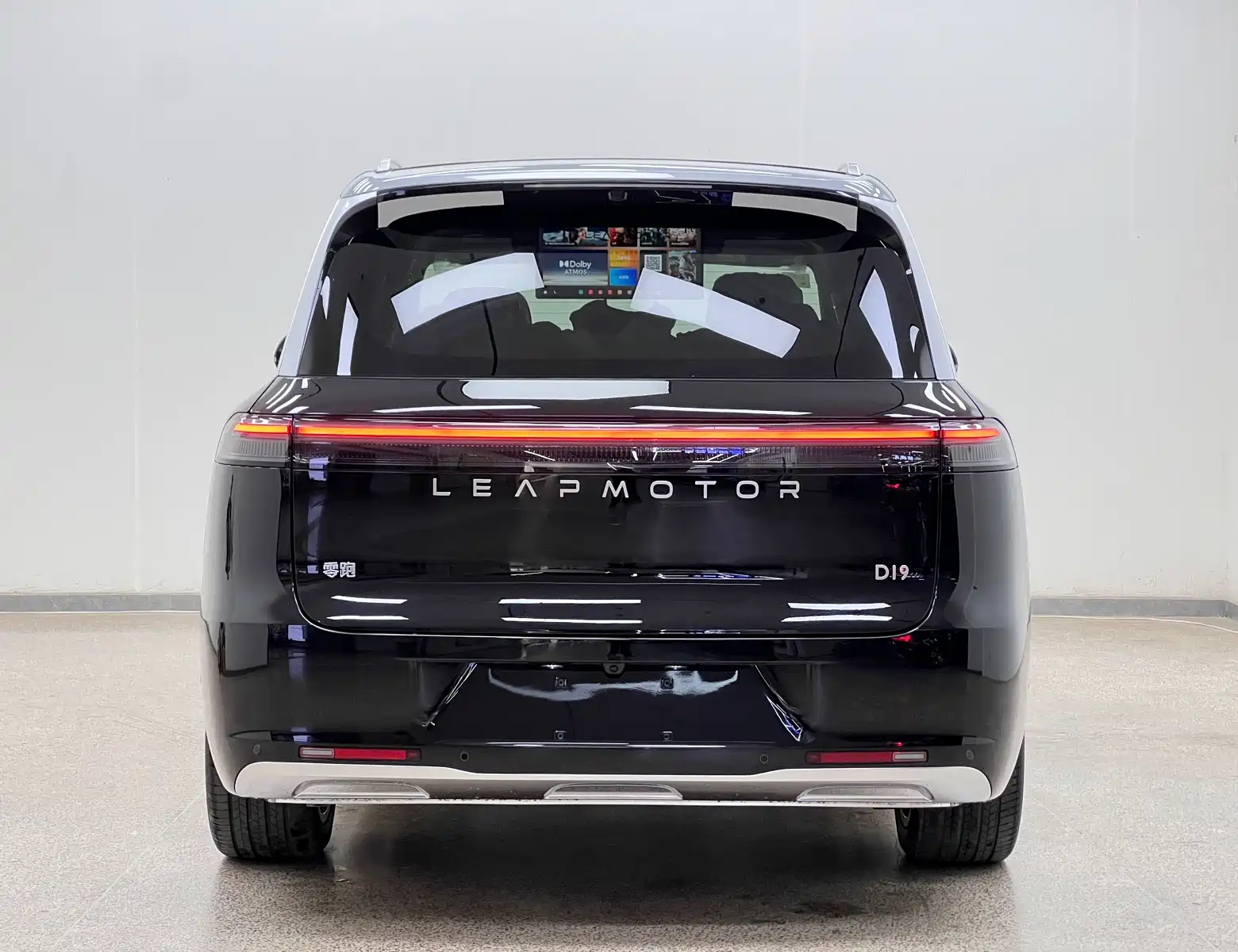 Leapmotor D Series 2026 Model Extended Range 80.3kWh 7-Seater — фото 6