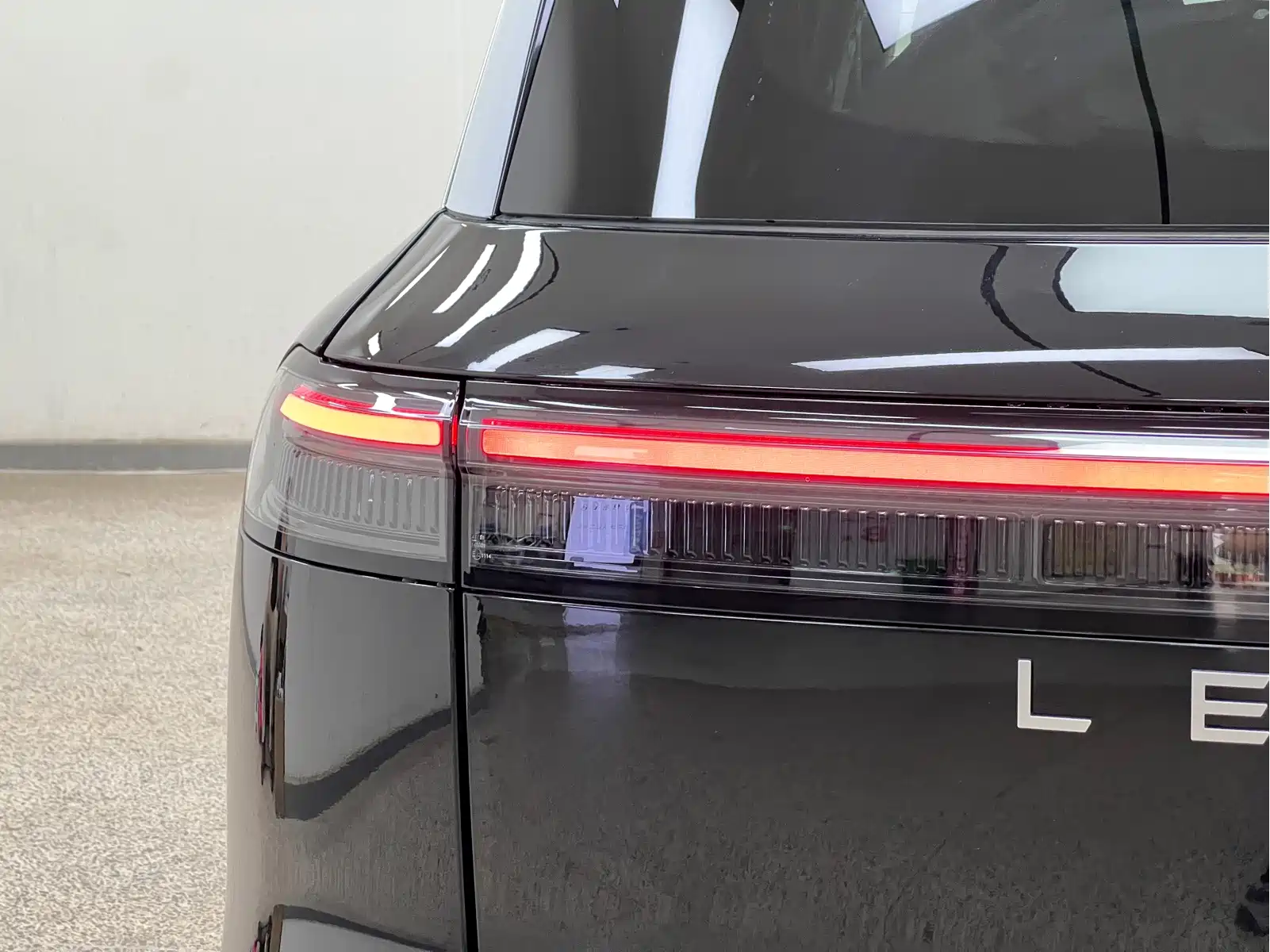Leapmotor D Series 2026 Model Extended Range 80.3kWh 7-Seater — фото 11