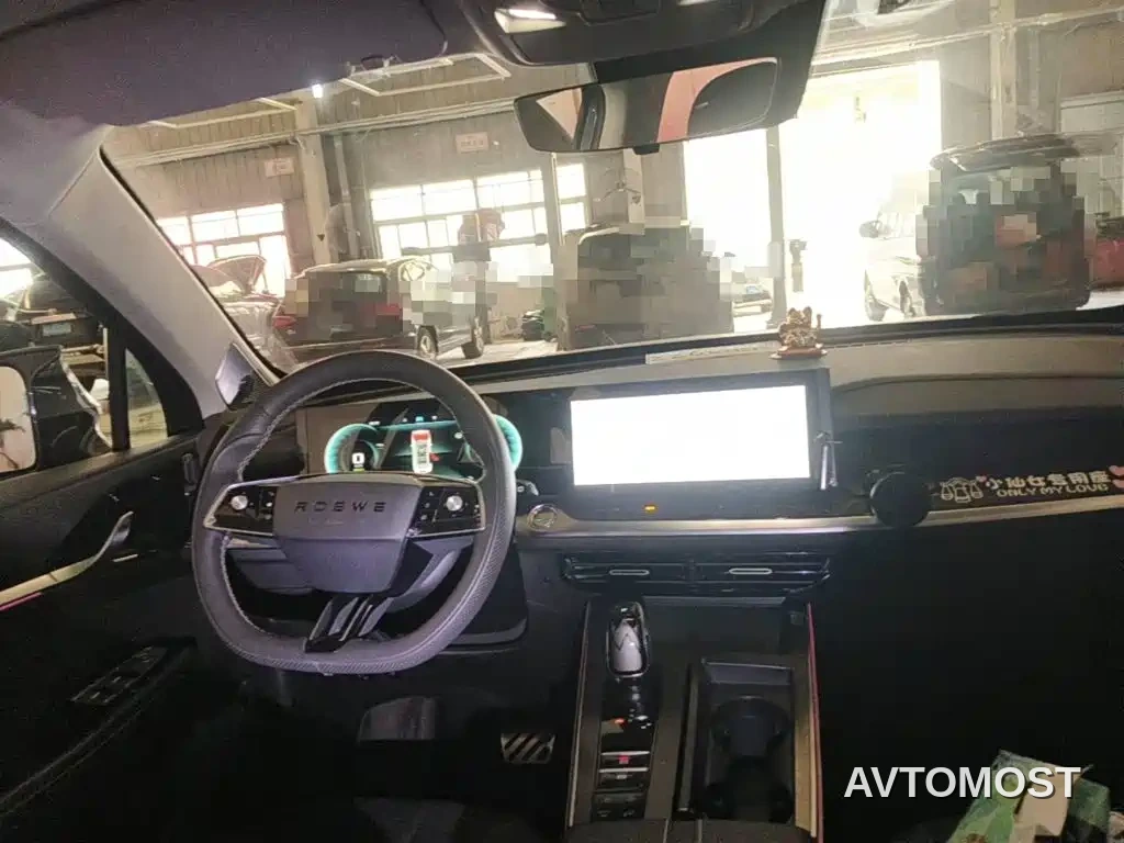 Roewe RX5 eMAX 2022 1.5T PHEV Fearless Honor Edition — фото 12