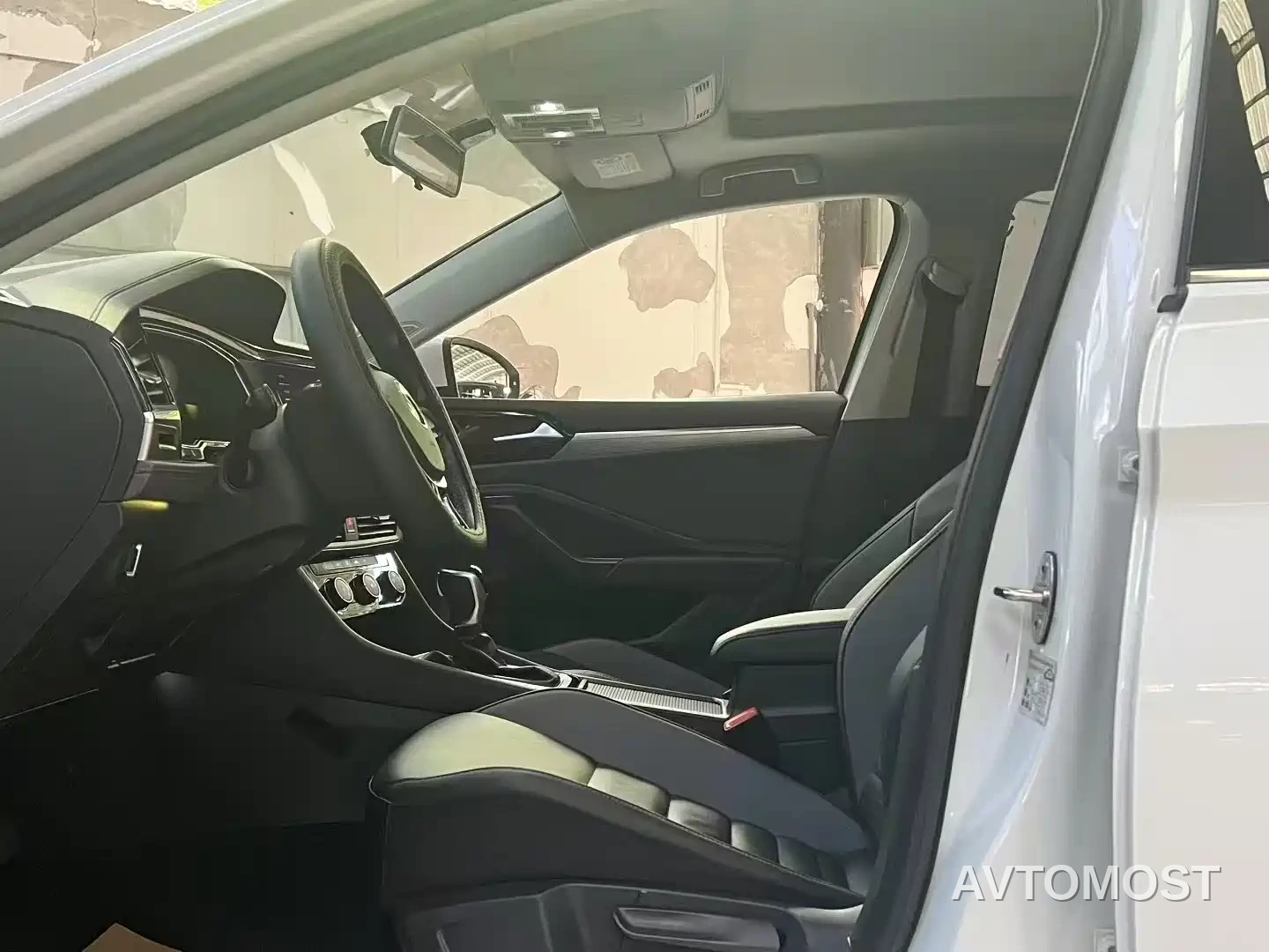 Volkswagen Sagitar 2021 280TSI DSG Comfort Smart Connect Edition — фото 4