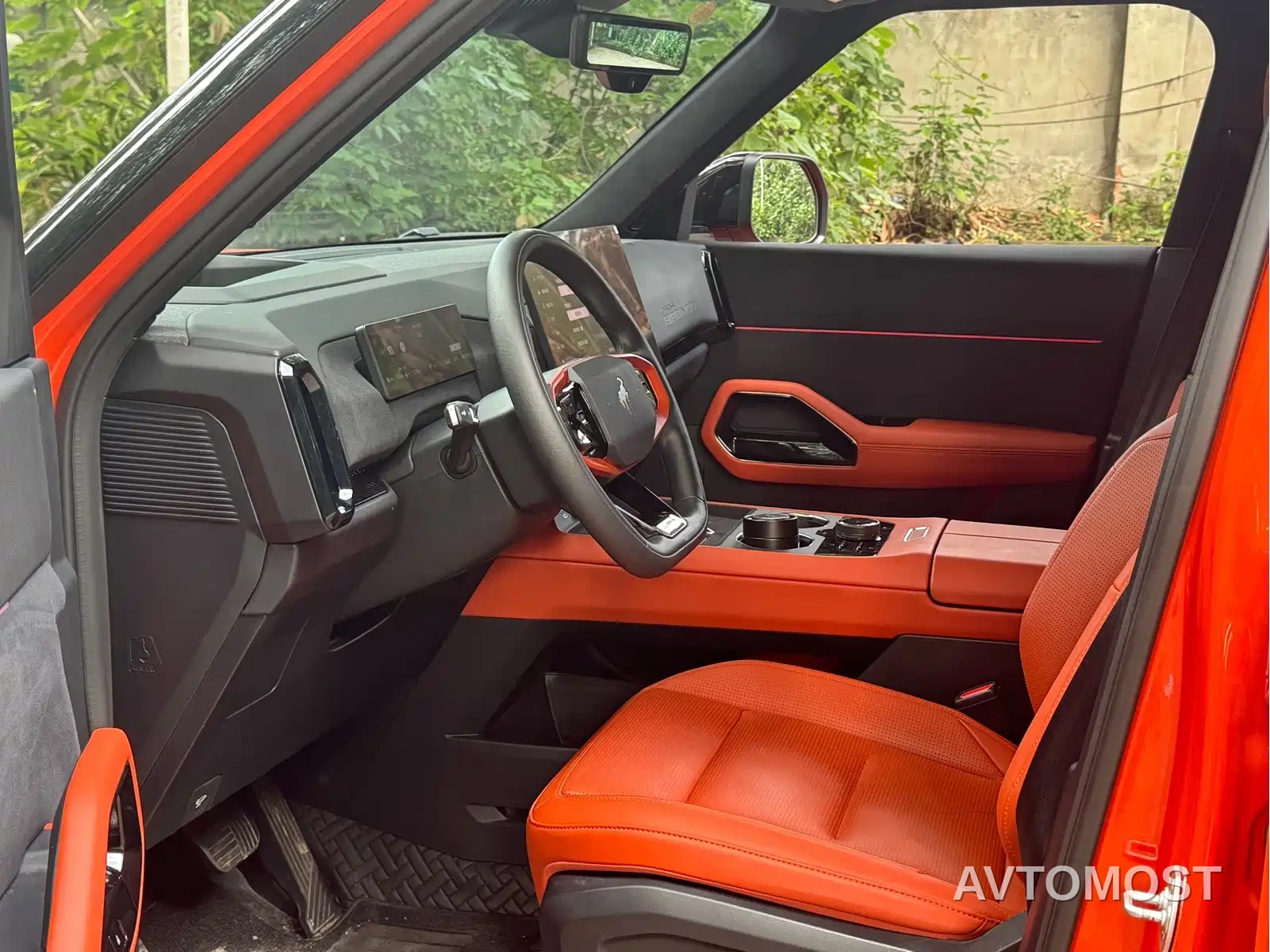 Ford Mustang NEV 2025 Plug-in Range Extender Hybrid — фото 9