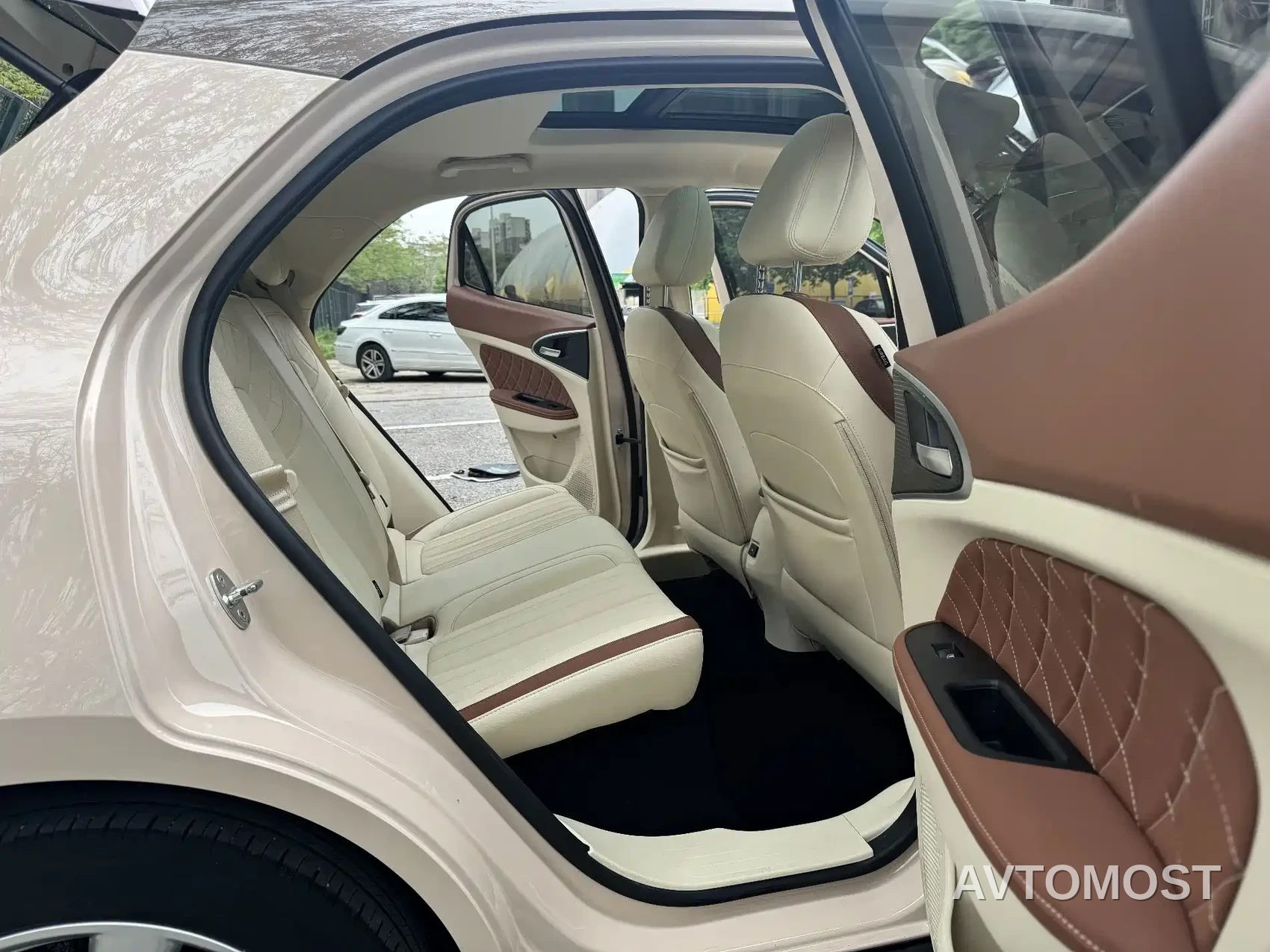 Ora Good Cat 2021 400km Standard Range Venus Edition (LFP) — фото 10