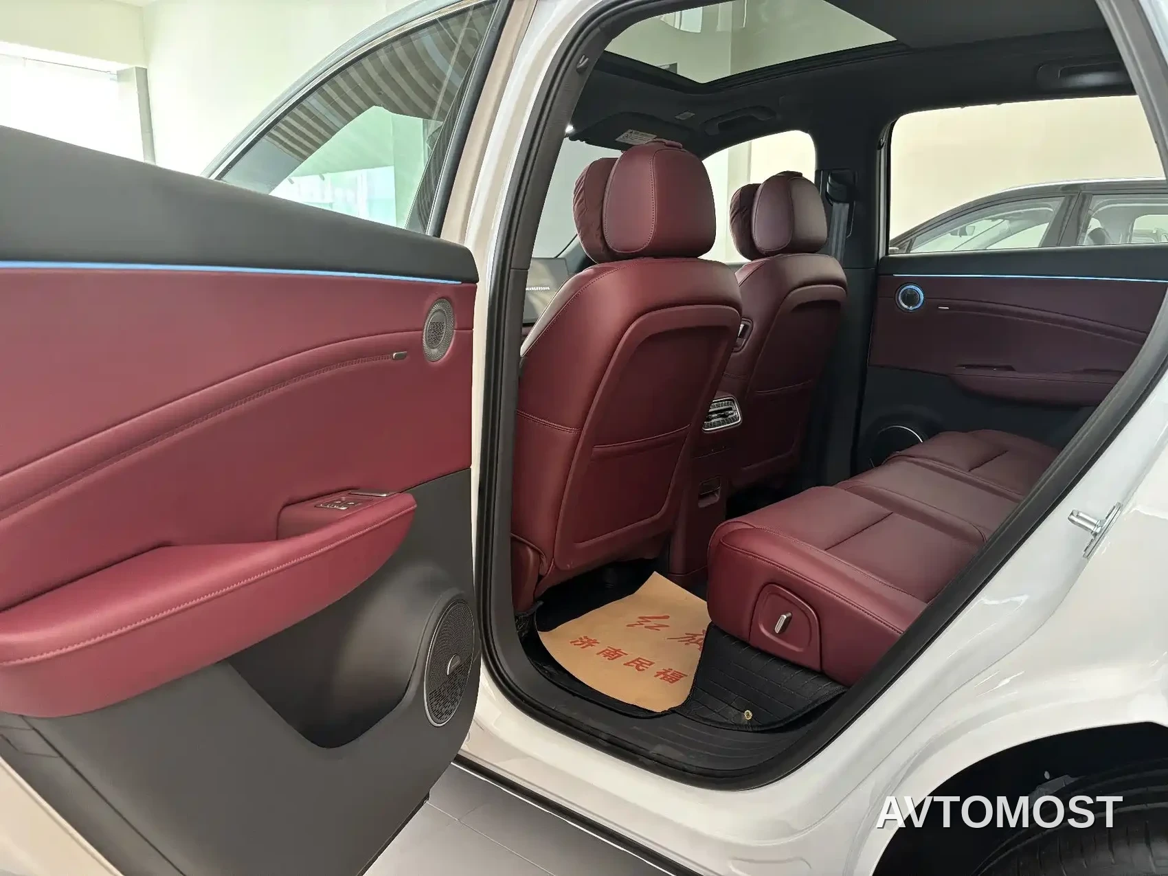 Hongqi HS6 PHEV 2026 Model 220 Intelligent Hybrid Edition — фото 5