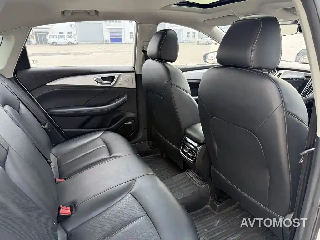 Roewe i6 MAX EV 2020 Model 1.5T PHEV Cool Edition — фото 12
