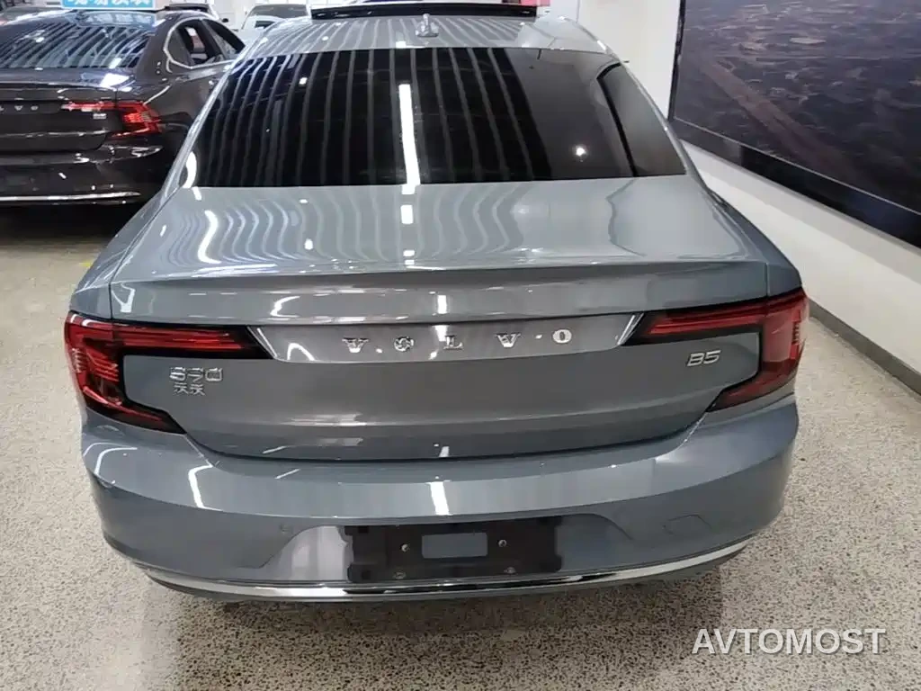 Volvo S90 2023 B5 Intelligent Vision Luxury Edition — фото 6