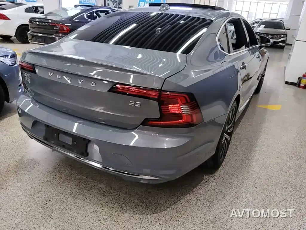 Volvo S90 2023 B5 Intelligent Vision Luxury Edition — фото 7