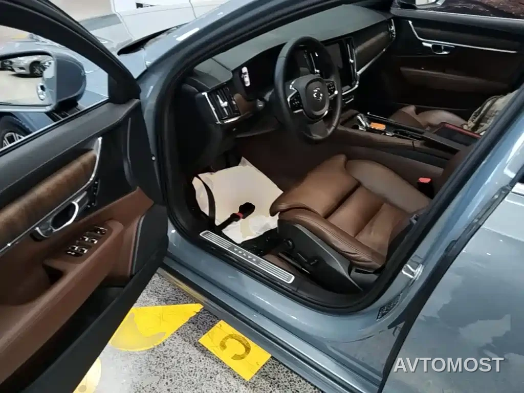Volvo S90 2023 B5 Intelligent Vision Luxury Edition — фото 16