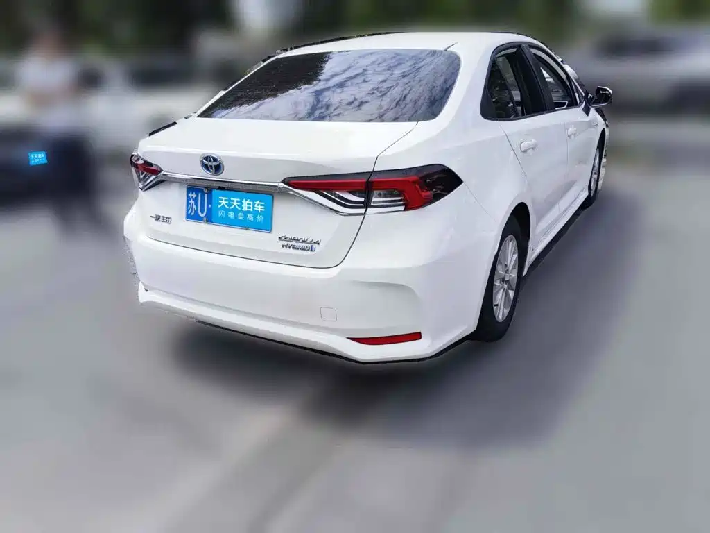 Toyota Corolla 2023 1.8L Smart Hybrid Dual Engine Pioneer Edition — фото 2