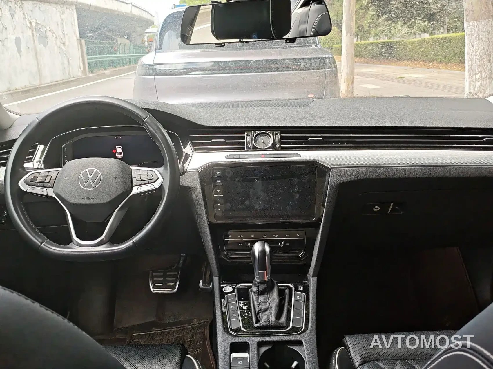 Volkswagen Magotan GTE Plug-in Hybrid 2022 GTE Premium — фото 5