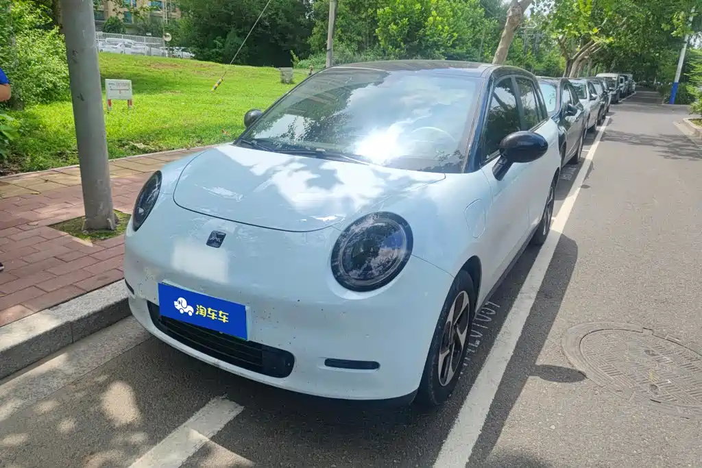 JAC Yiwei 3 2023 505km Champion Edition