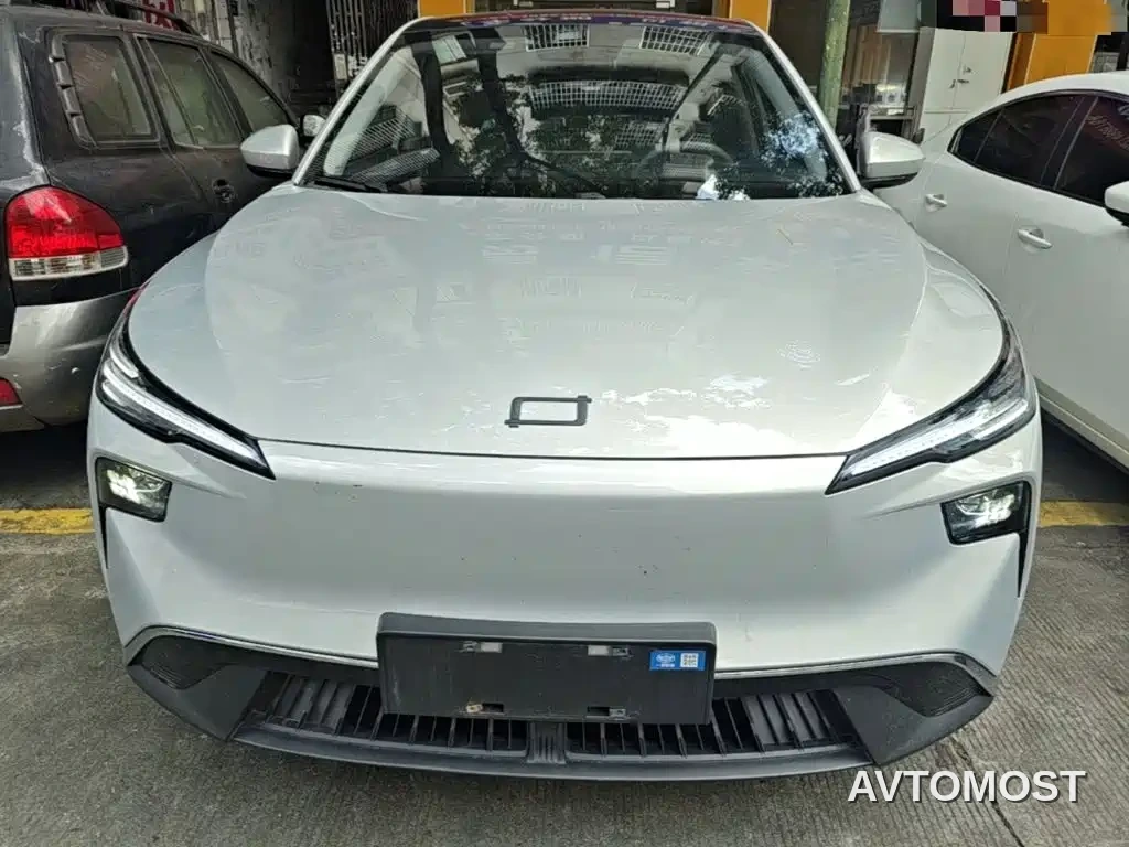 Besturn Yueyi 03 2025 Model 565km Comfort Edition — фото 3