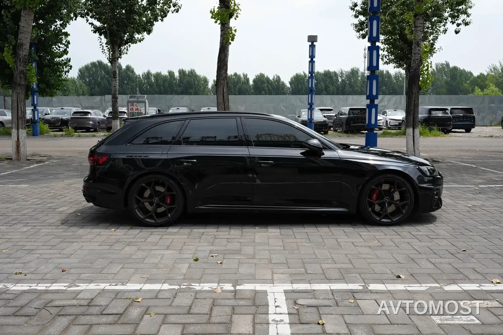 Audi RS 4 2024 RS4 Avant Ignition Edition — фото 4