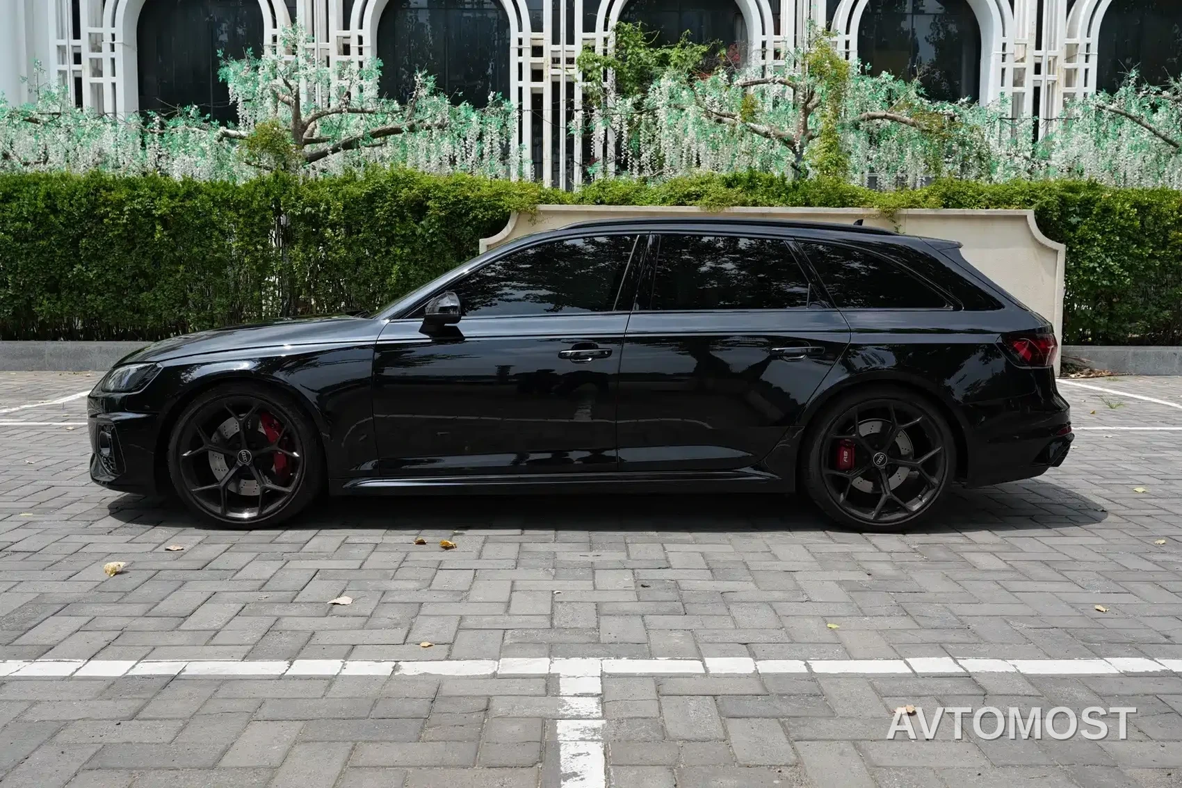 Audi RS 4 2024 RS4 Avant Ignition Edition — фото 8