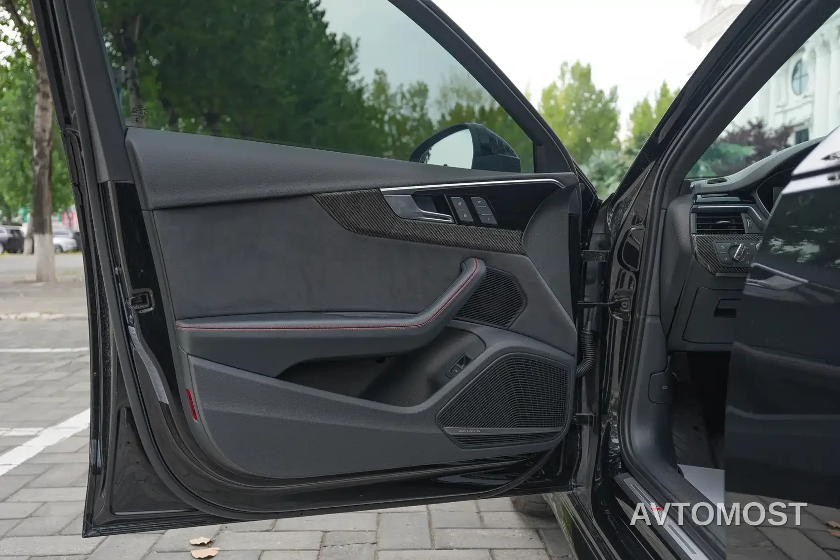 Audi RS 4 2024 RS4 Avant Ignition Edition — фото 13