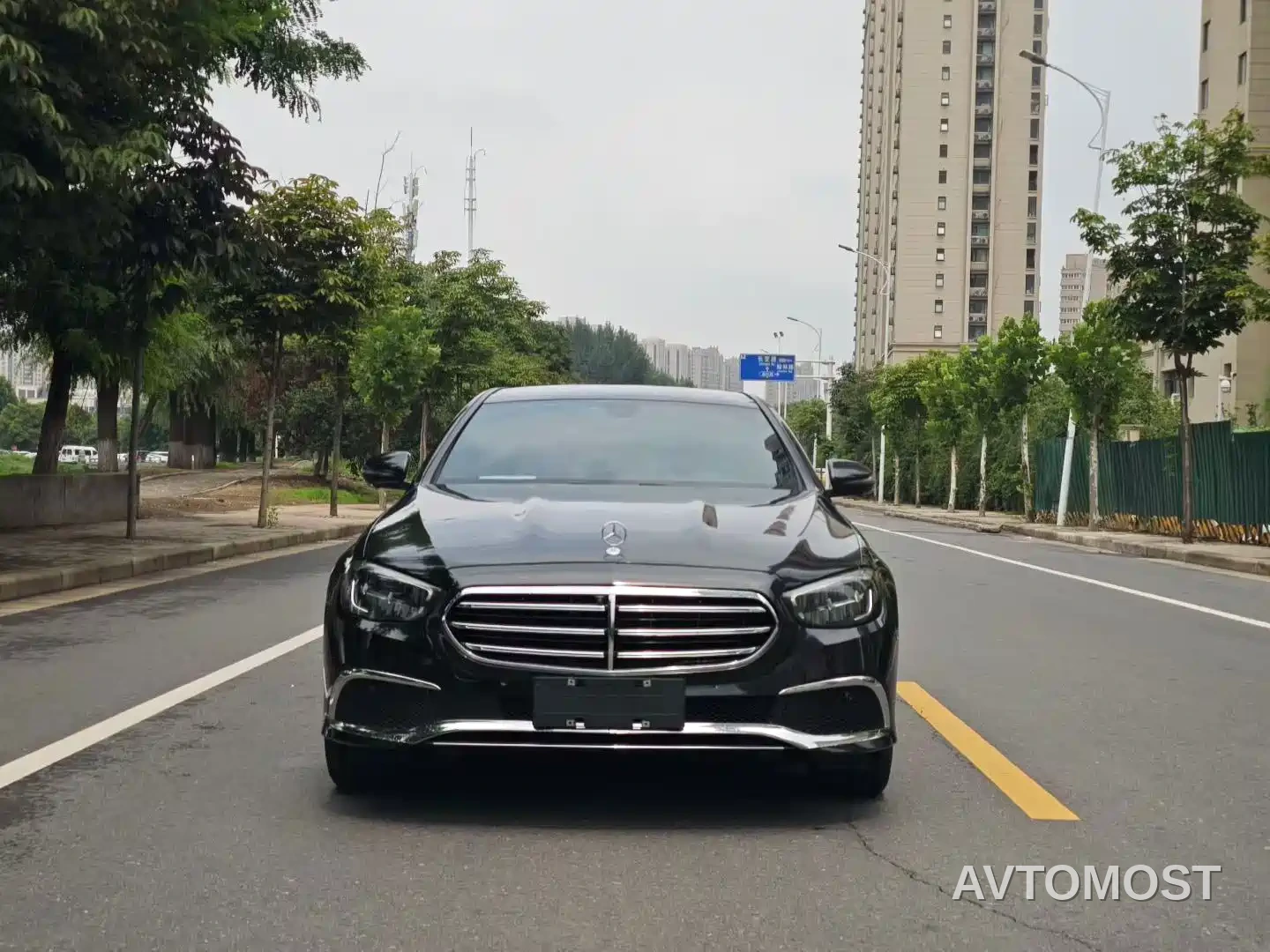 Mercedes-Benz E-Class New Energy 2021 E 350 e L Plug-in Hybrid Sports Sedan — фото 2