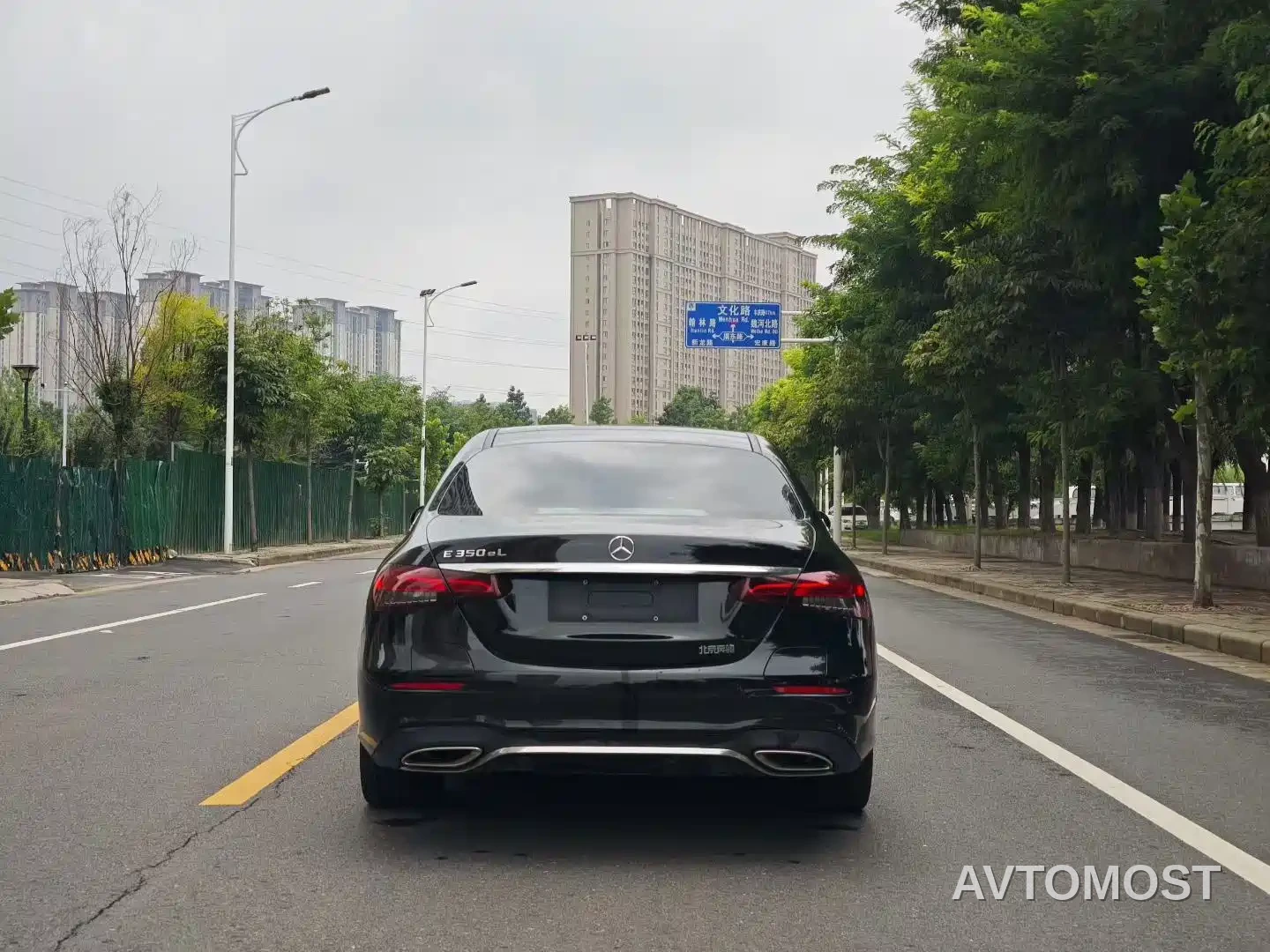Mercedes-Benz E-Class New Energy 2021 E 350 e L Plug-in Hybrid Sports Sedan — фото 8