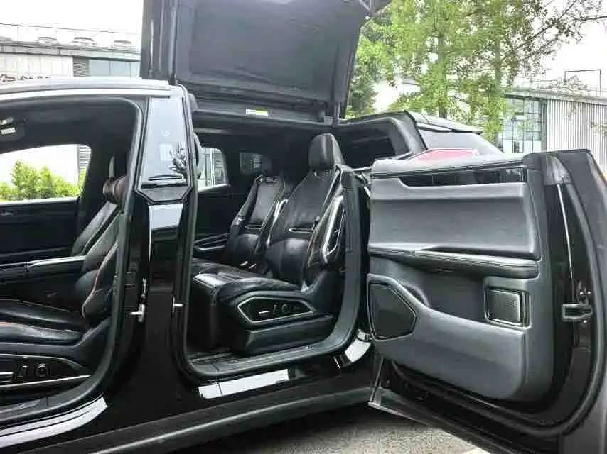HiPhi X 2021 Founder Edition 6-Seater — фото 7