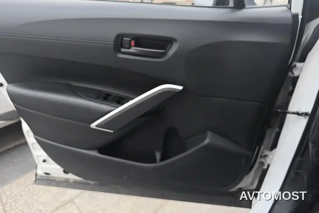 Toyota Corolla Cross 2023 Hybrid 2.0L Pioneer Edition — фото 7