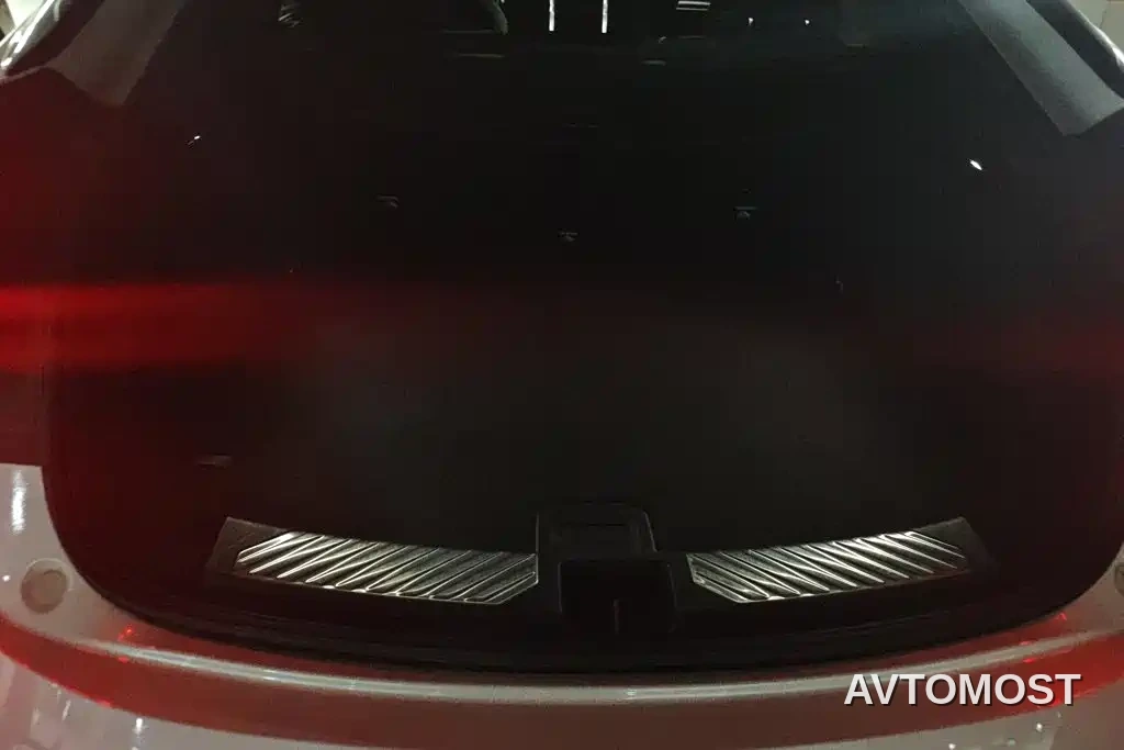 Lynk & Co 05 EM-P 2021 1.5TD PHEV HALO — фото 4