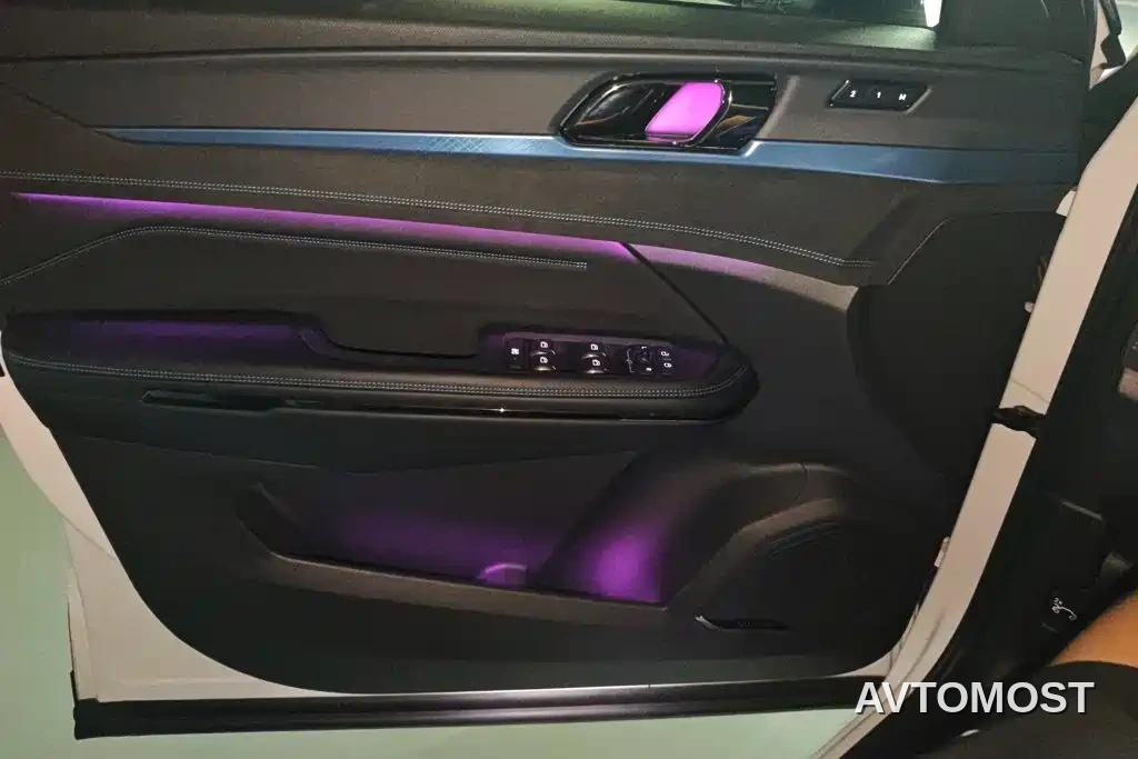 Lynk & Co 05 EM-P 2021 1.5TD PHEV HALO — фото 7