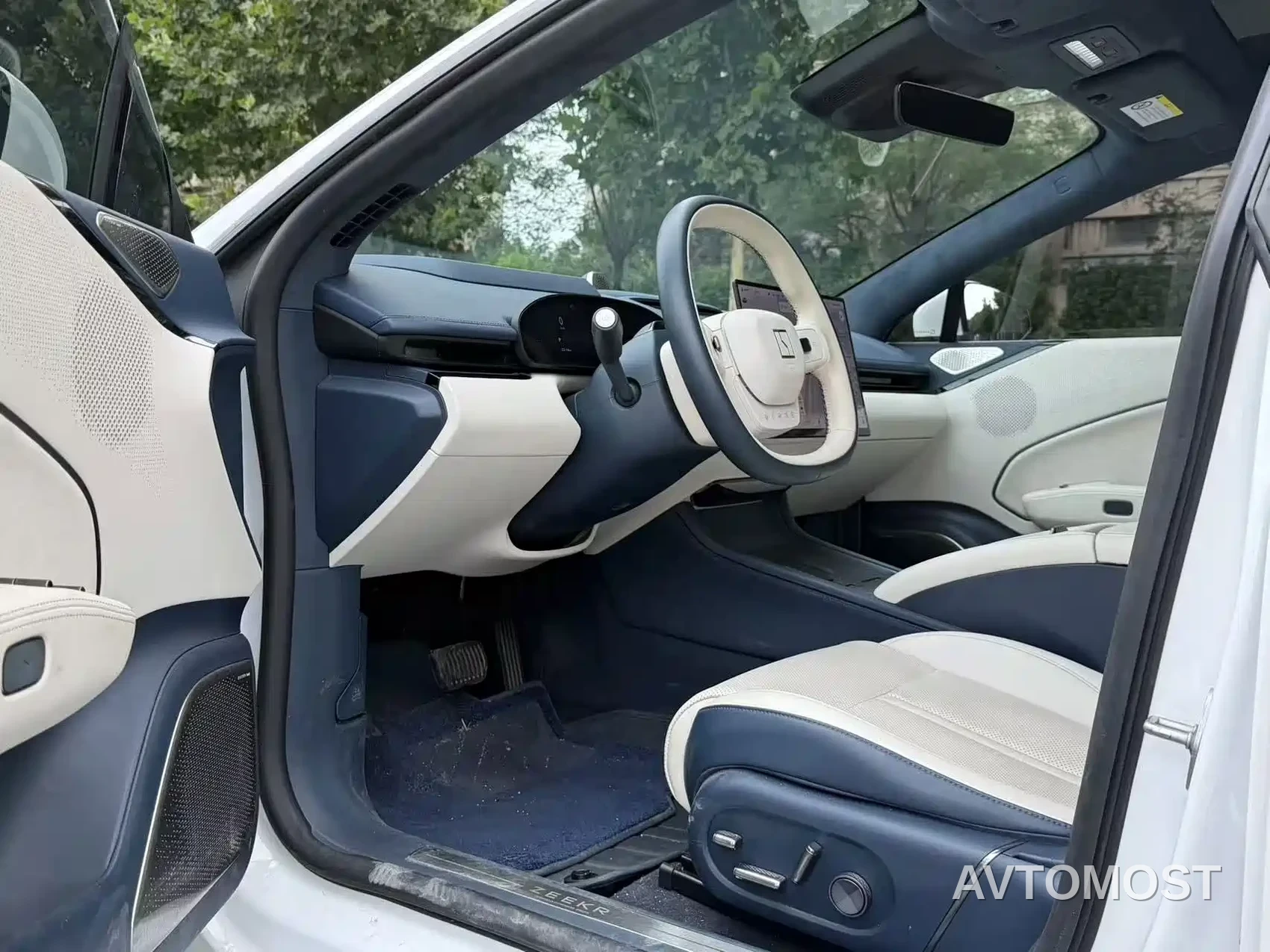 Zeekr 007 2024 RWD Intelligent Driving Edition 100kWh — фото 4