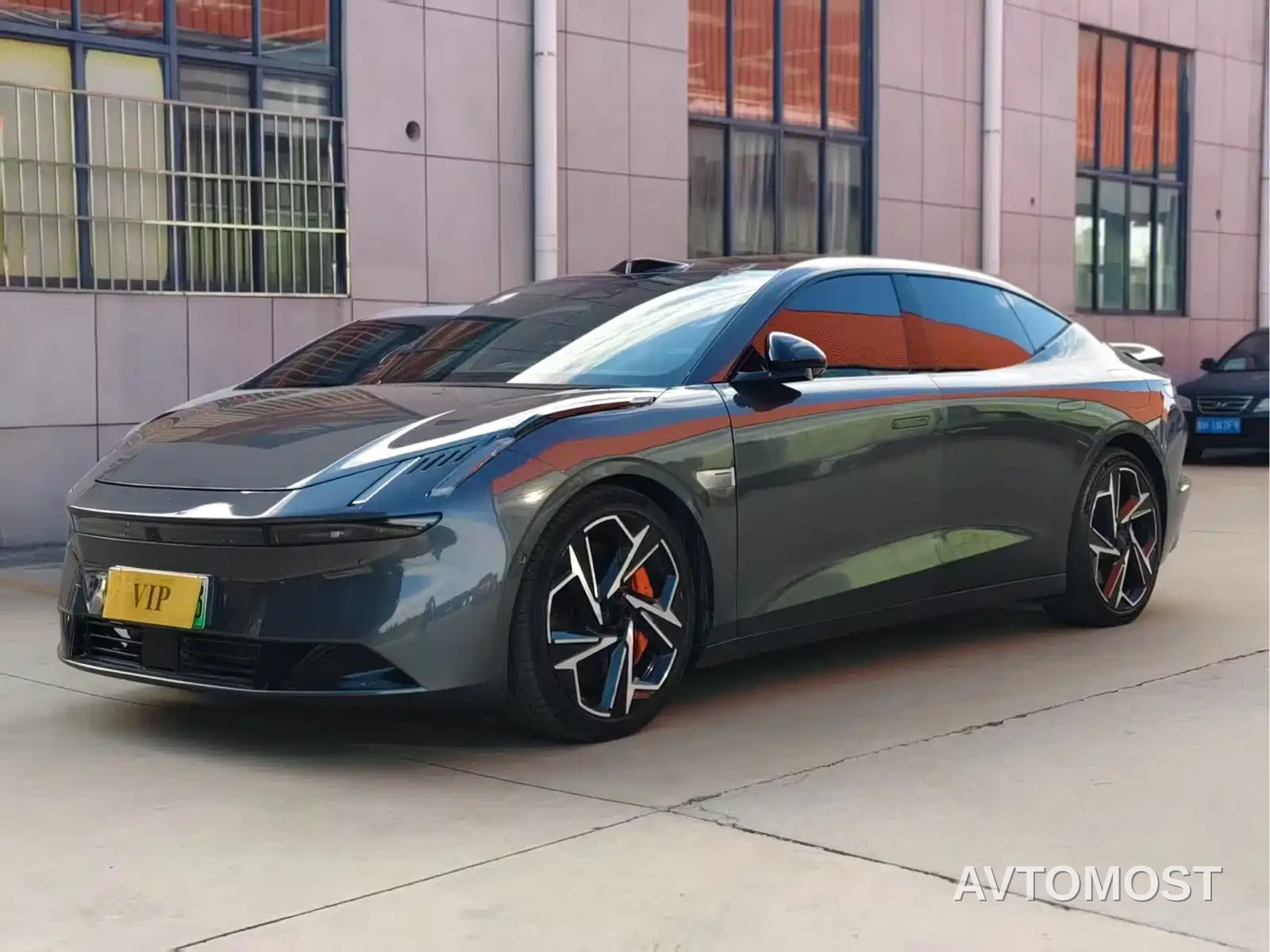 Lynk & Co Z10 2025 95kWh 702km AWD Smart Drive Ultra — фото 1