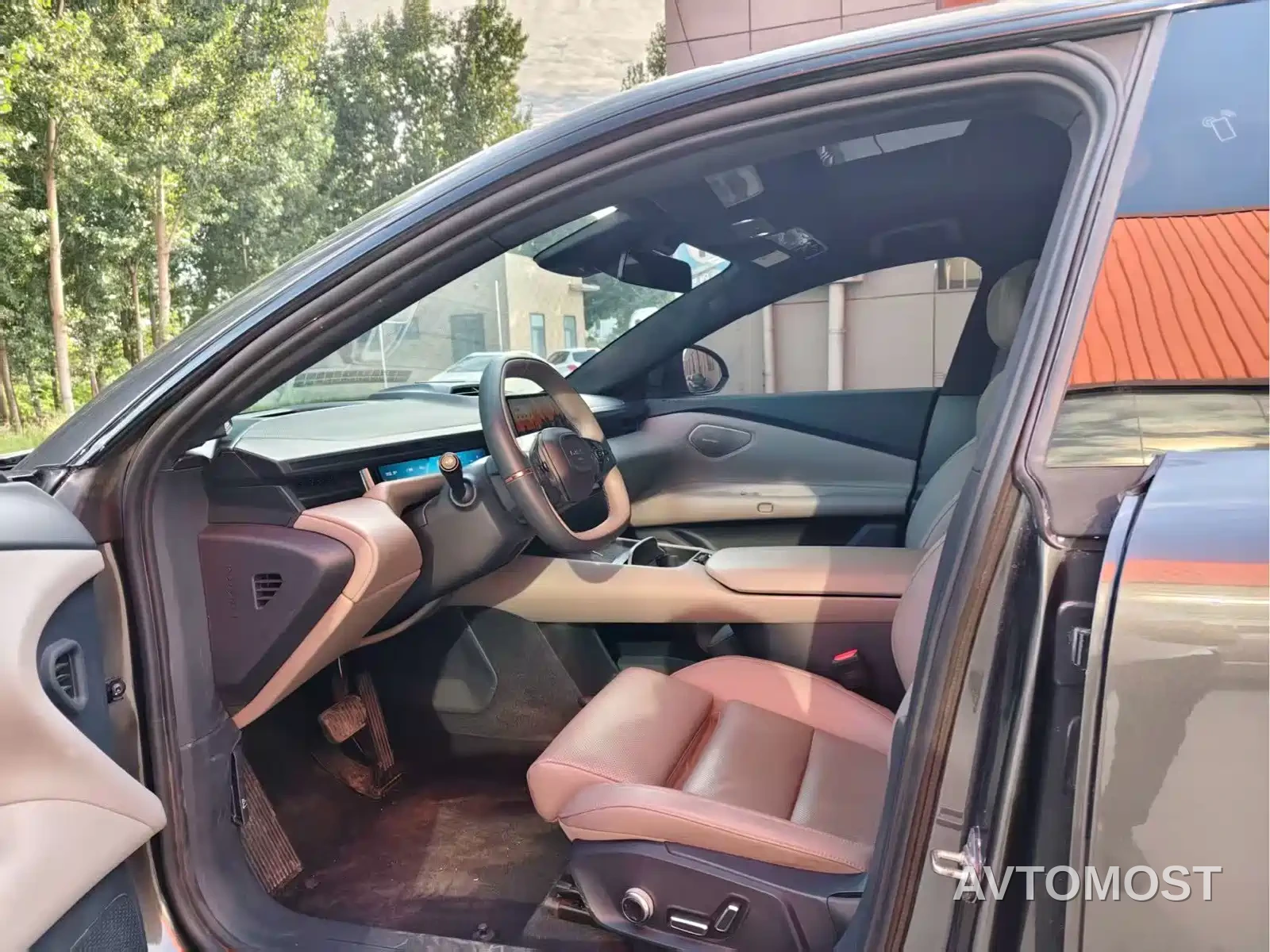 Lynk & Co Z10 2025 95kWh 702km AWD Smart Drive Ultra — фото 3