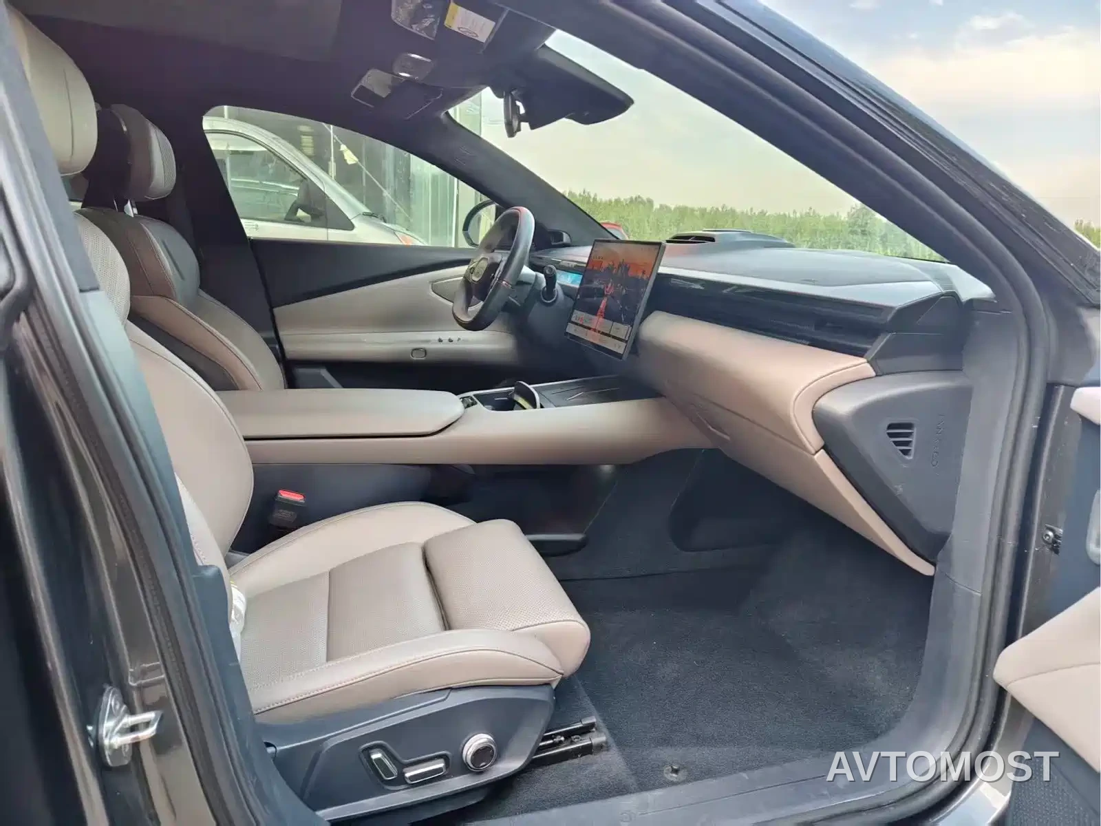 Lynk & Co Z10 2025 95kWh 702km AWD Smart Drive Ultra — фото 5