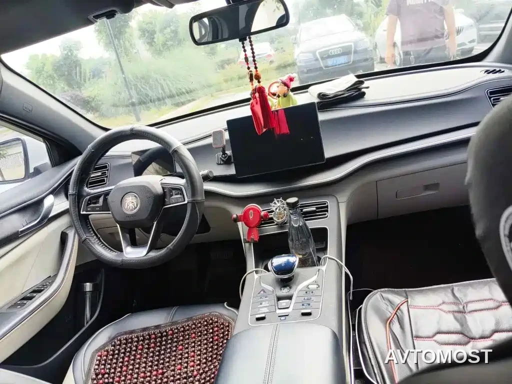 BYD Qin PLUS 2021 DM-i 55KM Flagship — фото 12