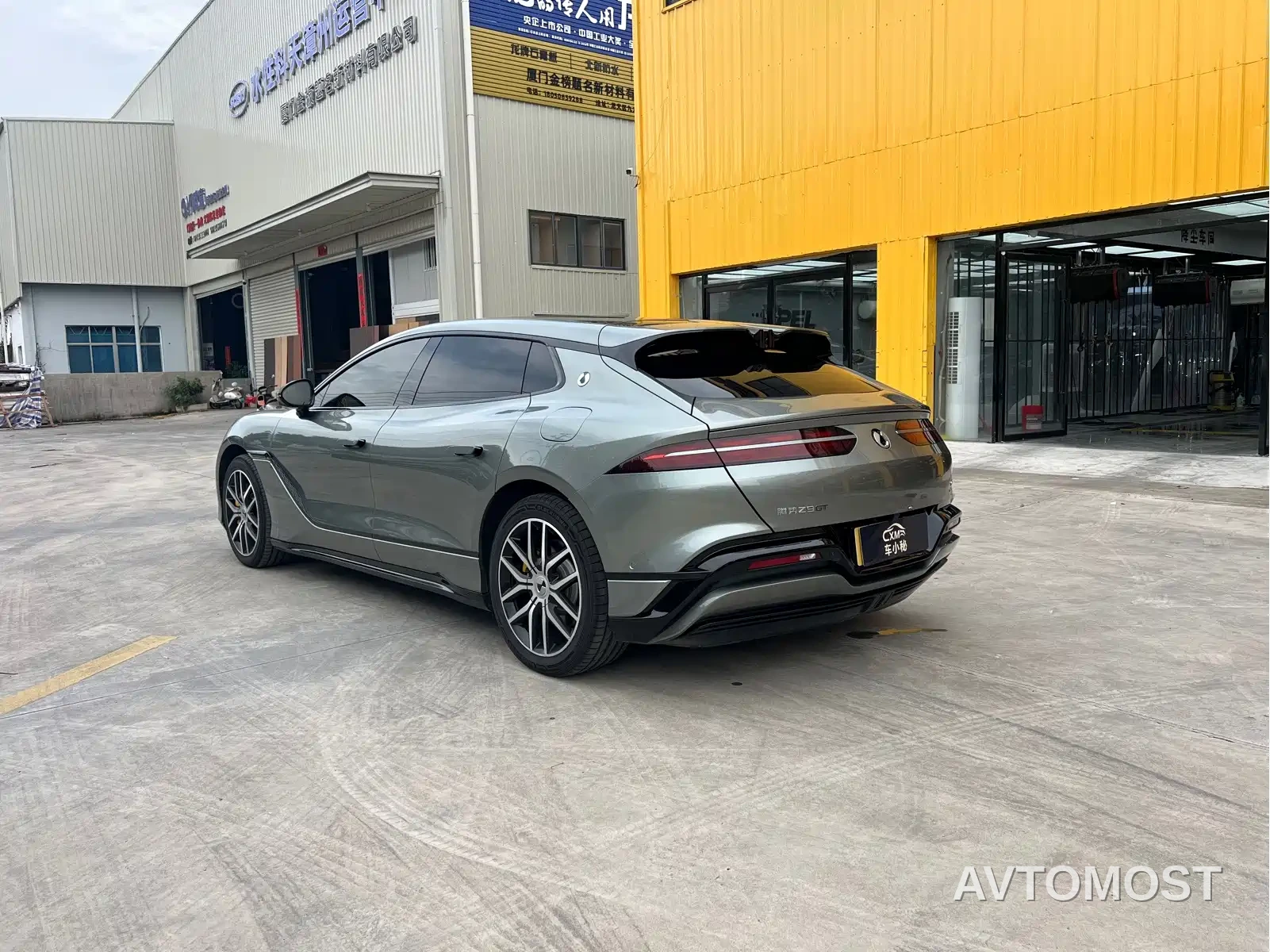 Denza Z9GT 2024 Model 1100 AWD Pro Edition — фото 3