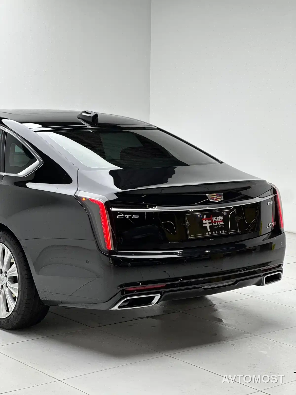 Cadillac CT6 2026 Model 28T Flagship Edition — фото 12