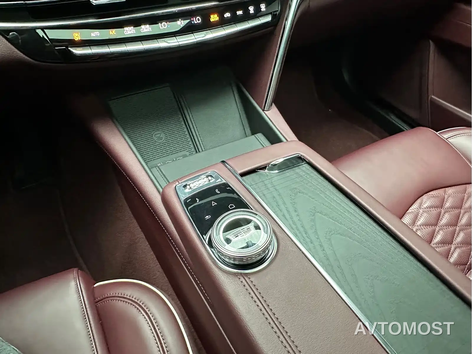 Cadillac CT6 2026 Model 28T Flagship Edition — фото 14