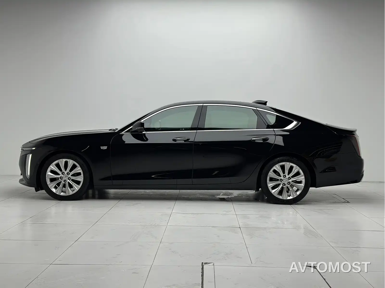Cadillac CT6 2026 Model 28T Flagship Edition — фото 24