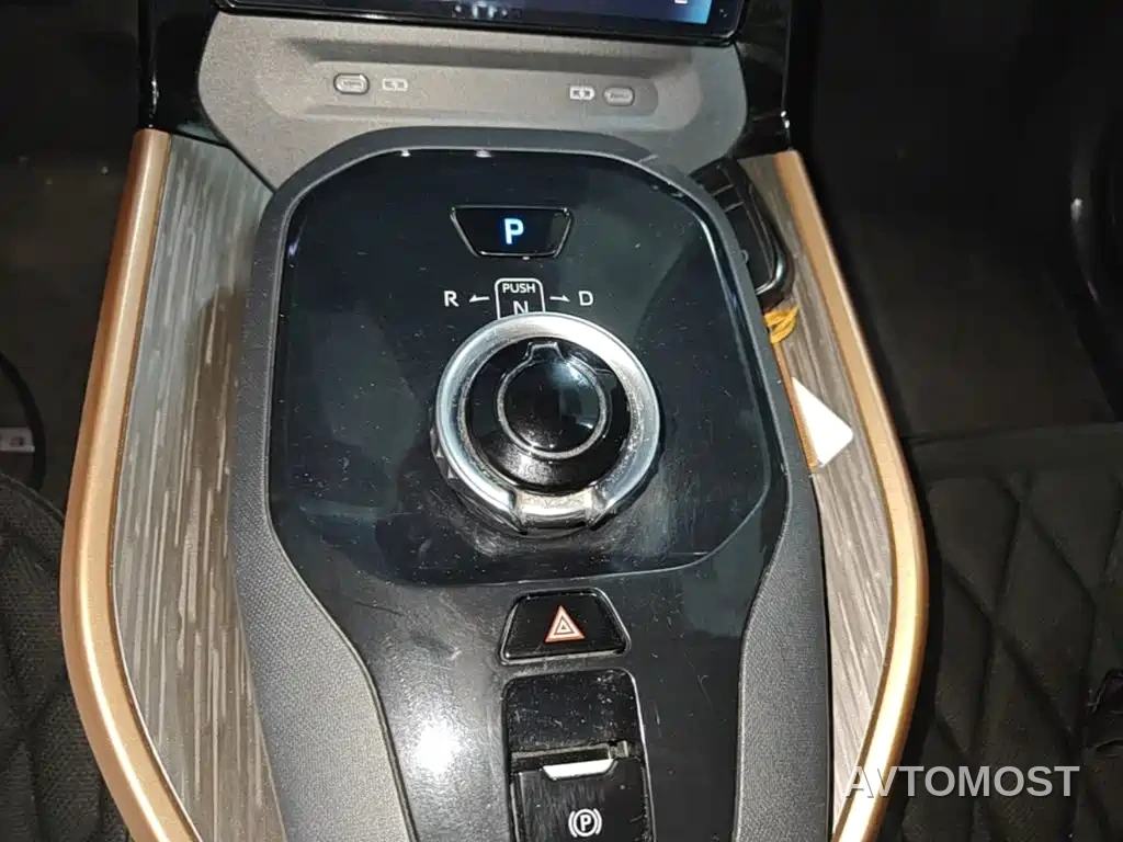 Toyota bZ3 2023 517km Elite PRO — фото 11