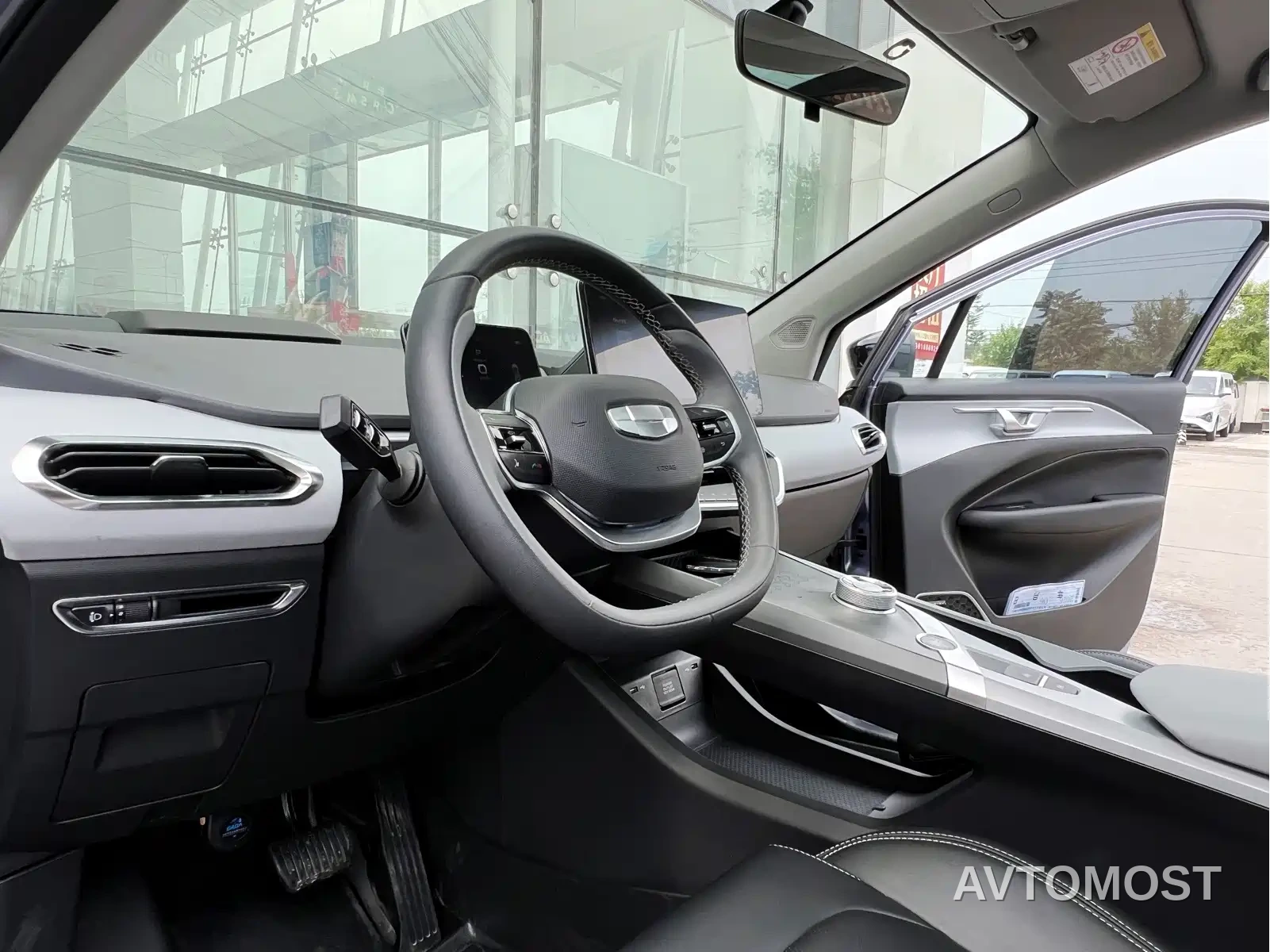 Geely Geometry C 2020 Model Premium Range Edition 550KM C++ — фото 10
