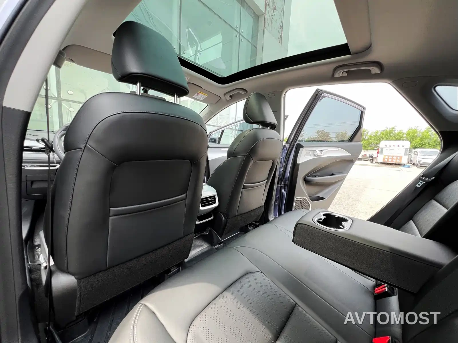 Geely Geometry C 2020 Model Premium Range Edition 550KM C++ — фото 11