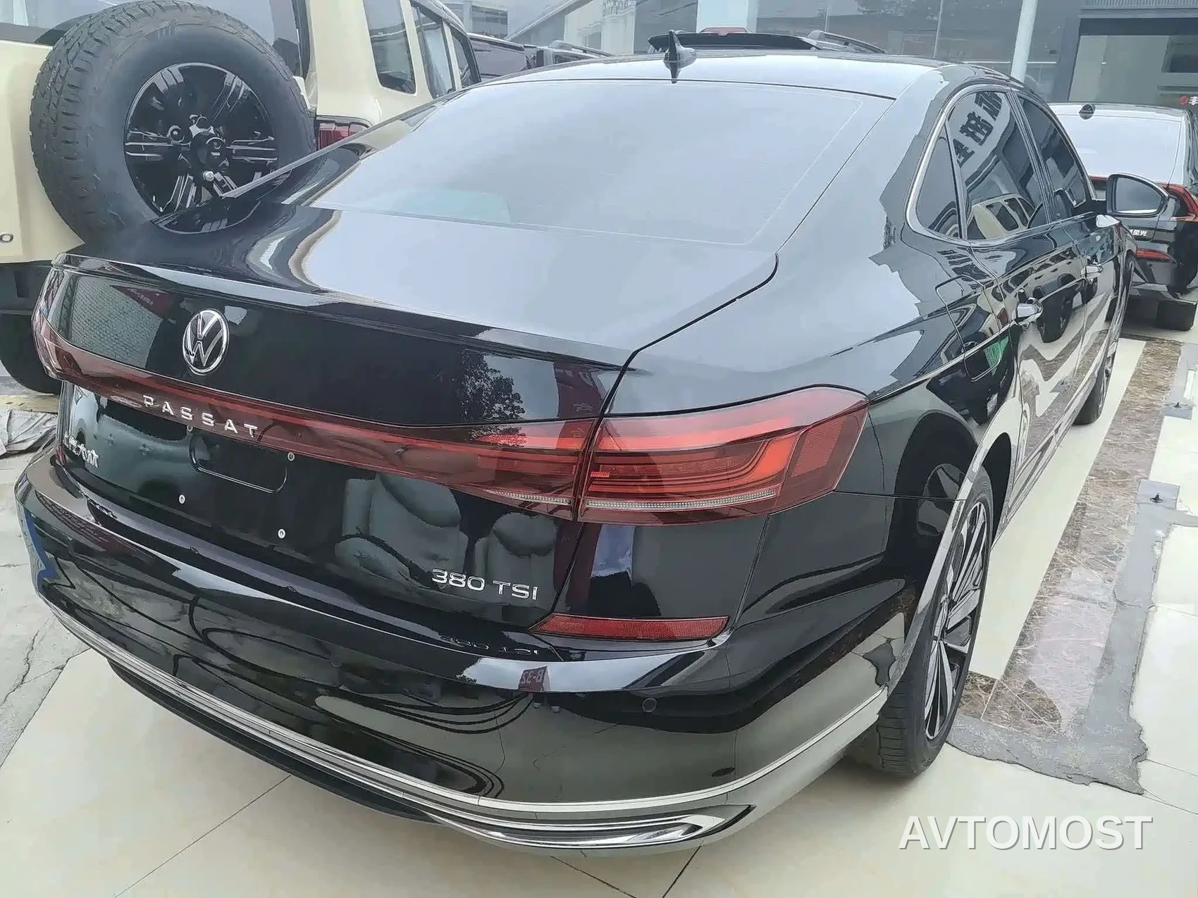 Volkswagen Passat 2024 380TSI Dragon Soaring Edition — фото 11