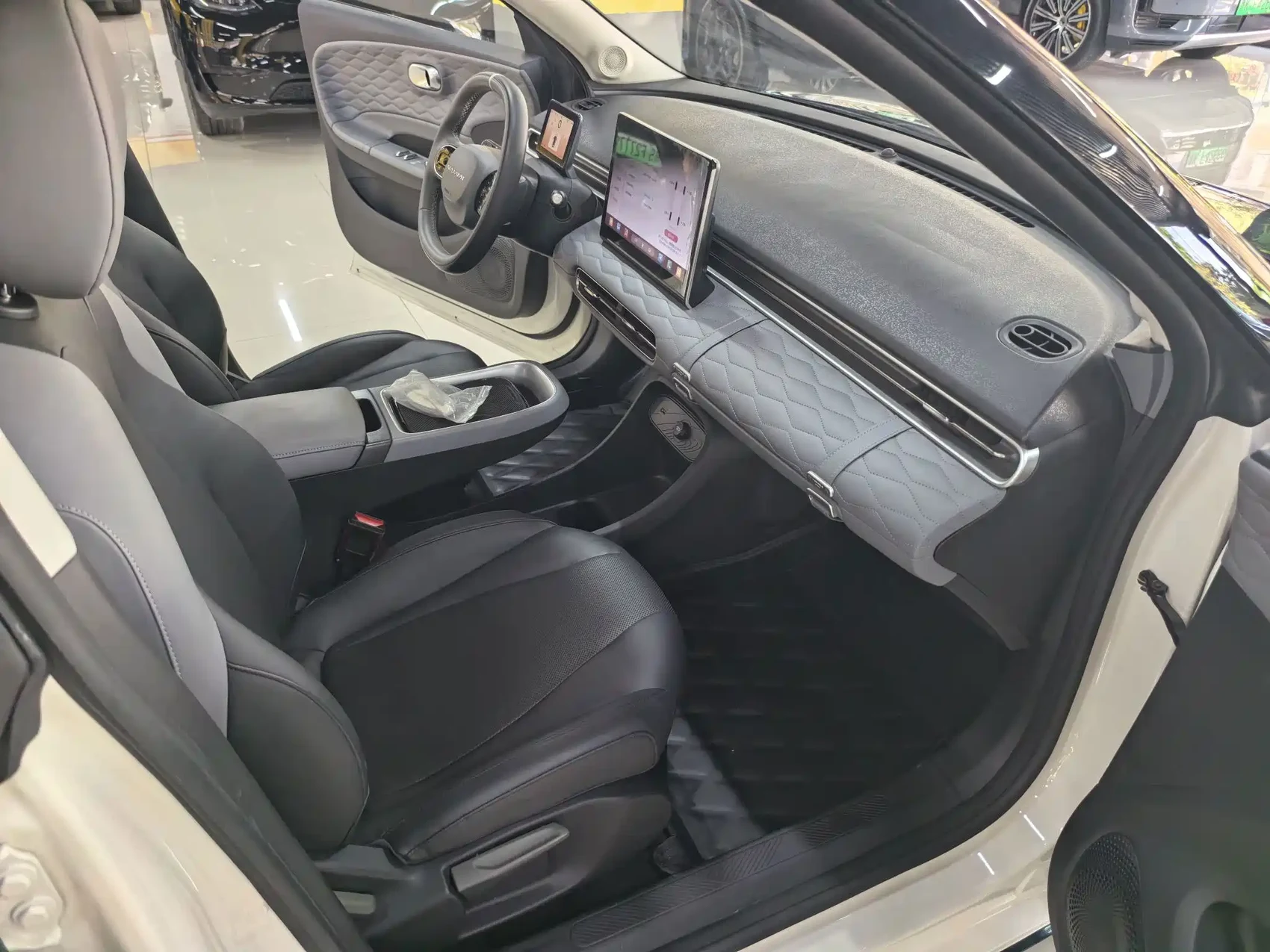 Dongfeng Yipai Nano 01 2024 430 Plus Smart+ — фото 12