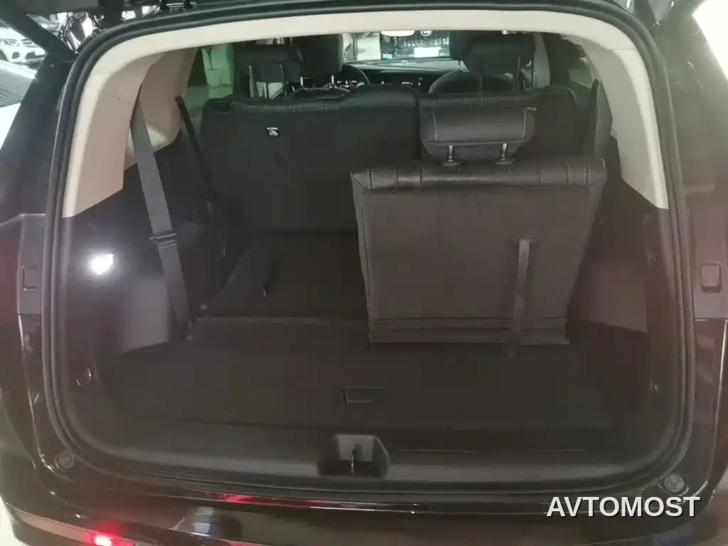 Buick Envision Plus 2022 Envision Plus Avenir 7-Seater — фото 16