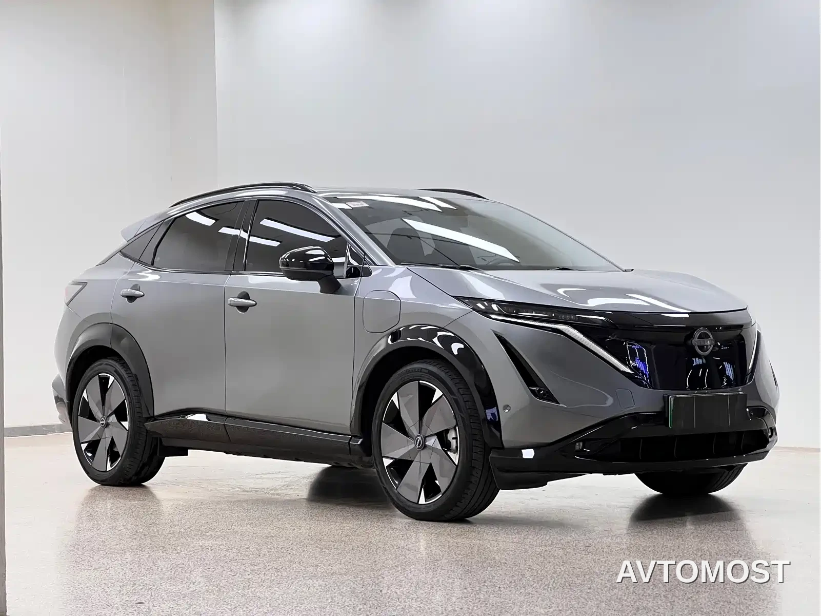 Nissan ARIYA 2022 4WD High Performance Top Edition — фото 3