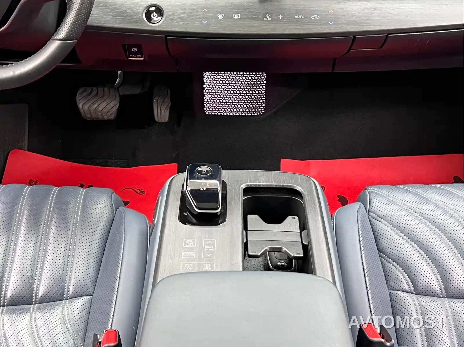 Nissan ARIYA 2022 4WD High Performance Top Edition — фото 23