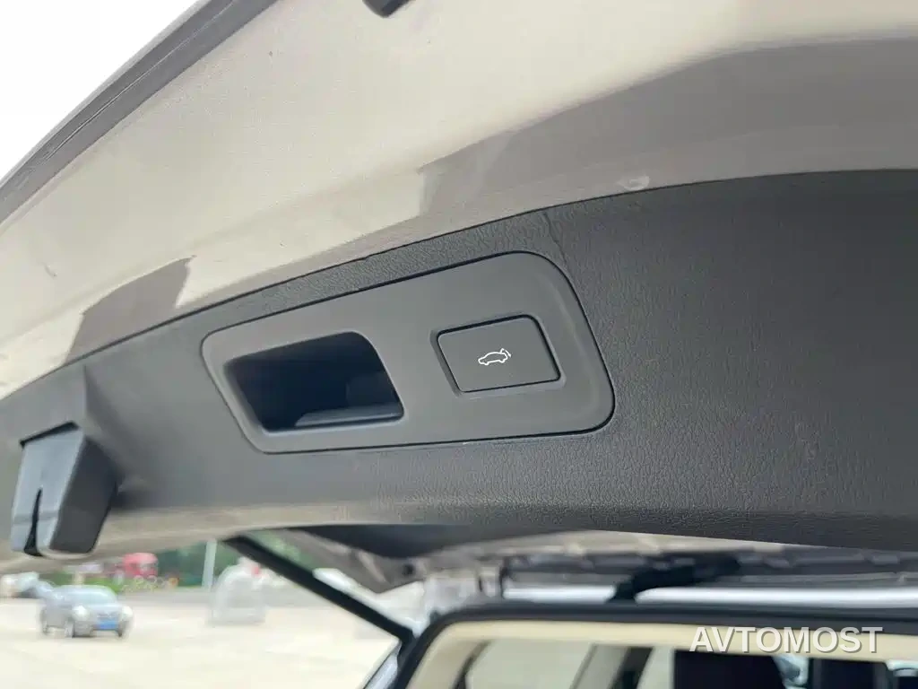 Geely Jiaji New Energy 2022 1.5TD PHEV Platinum Premium — фото 13