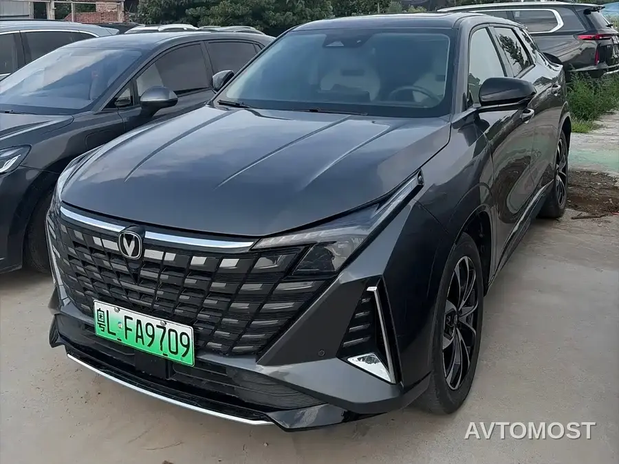 Changan UNI-Z New Energy 2024 Blue Whale iDD 125km Surpassing Edition